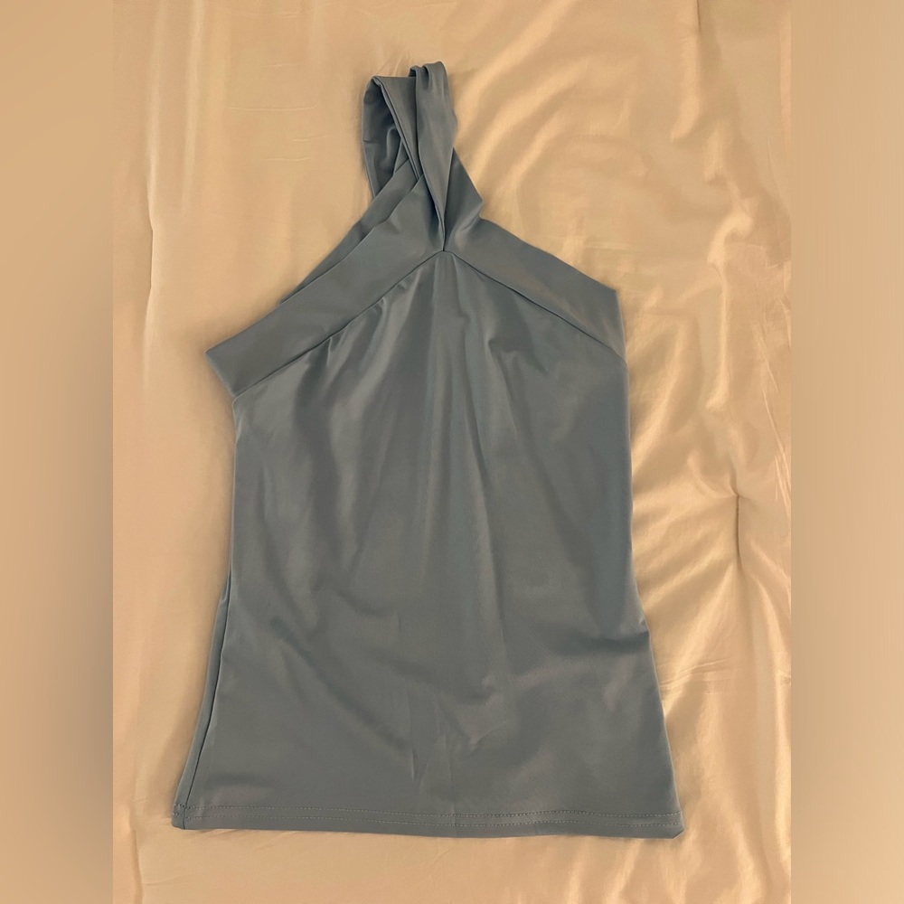 Cross top tank